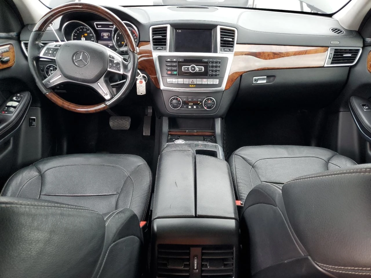Mercedes-Benz GL 500 AMG* PACK* 3TV* ПОДГРЕВ* ОБДУХВАНЕ* МАСАЖ* КАМЕРА* - изображение 7