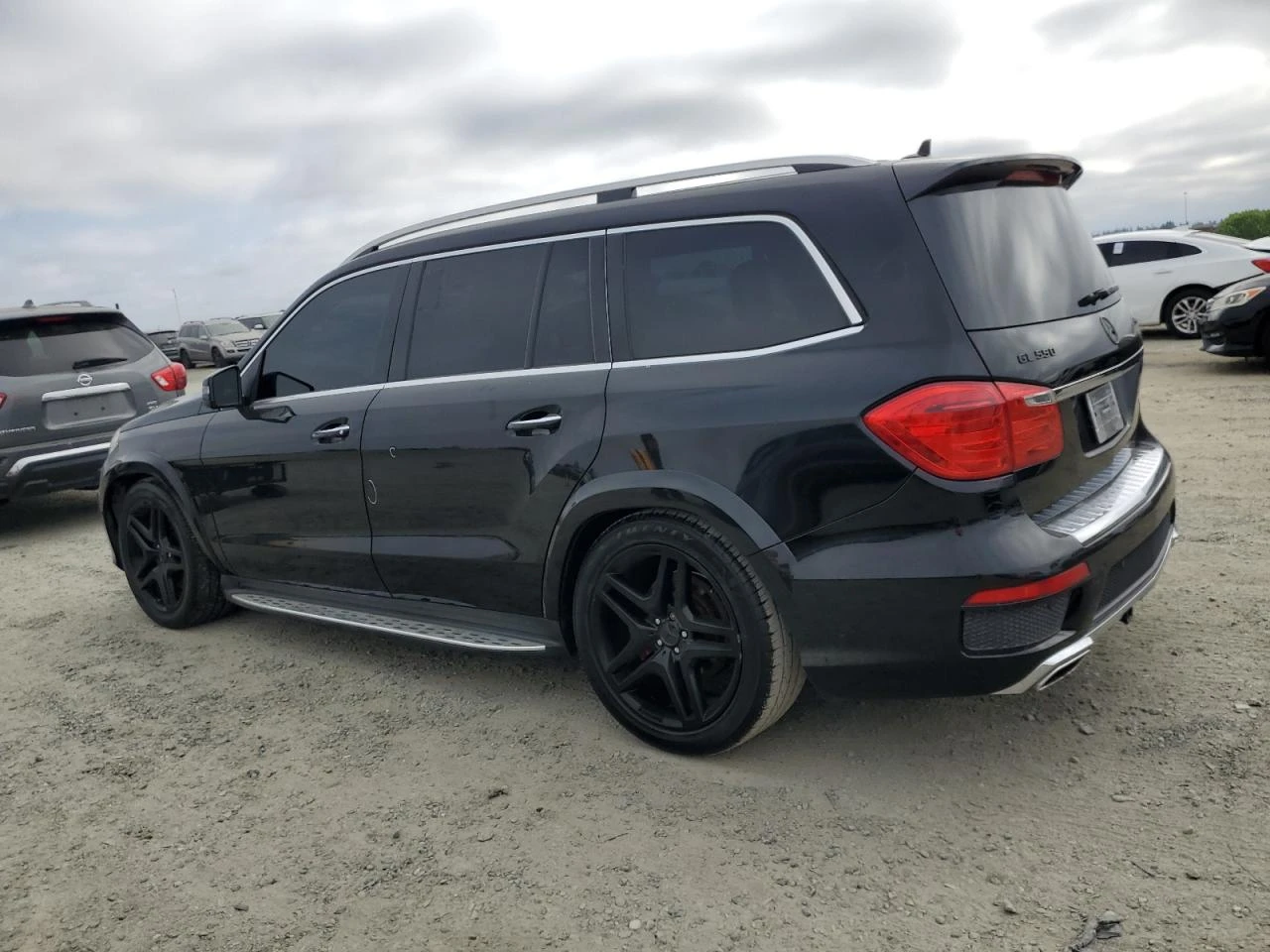 Mercedes-Benz GL 500 AMG* PACK* 3TV* ПОДГРЕВ* ОБДУХВАНЕ* МАСАЖ* КАМЕРА* - изображение 4