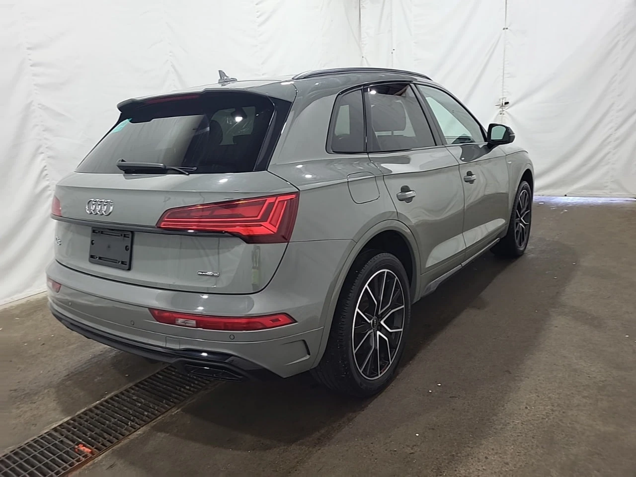 Audi Q5 * CARFAX * АВТО КРЕДИТ * ЦЕНА ДО БГ! - изображение 6