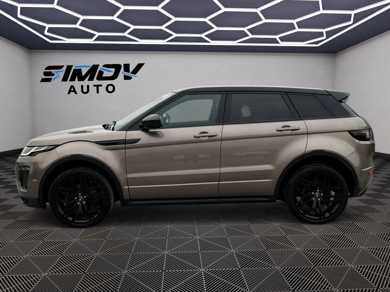 Land Rover Evoque 2.0SI4 AUTOBIOGRAPHY FACELIFT ДИСТРОНИК ПАНОРАМА - изображение 6