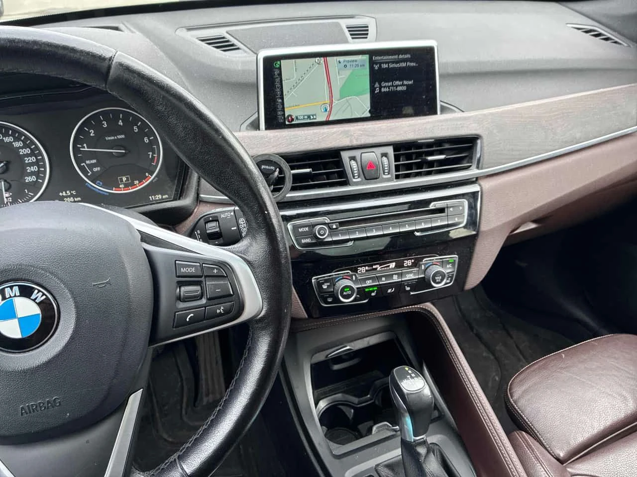 BMW X1 xDrive28i * CARFAX * ПАНОРАМА* ПОДГРЕВИ - изображение 9