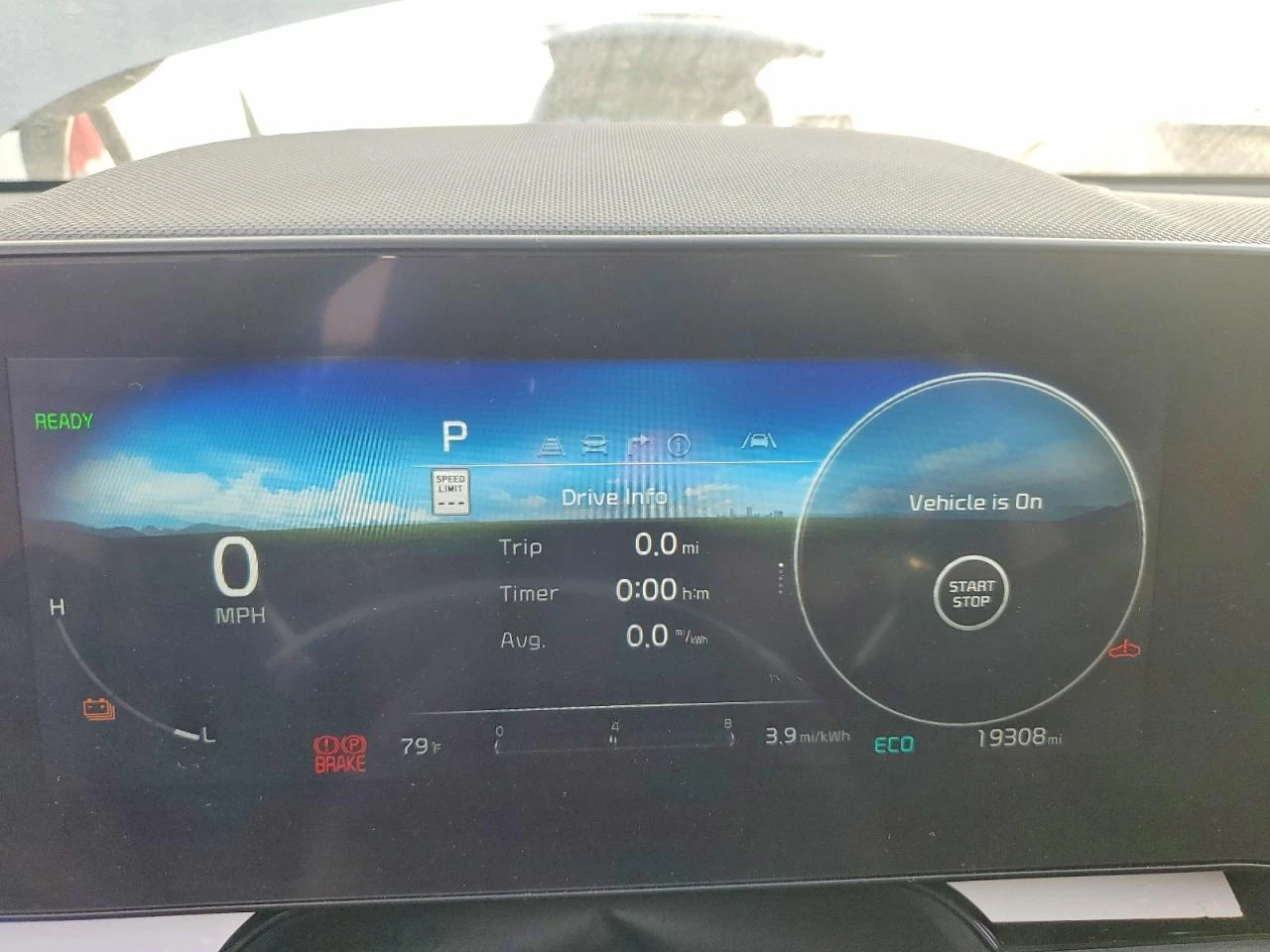 Kia Niro EV Wind, снимка 10 - Автомобили и джипове - 54485550