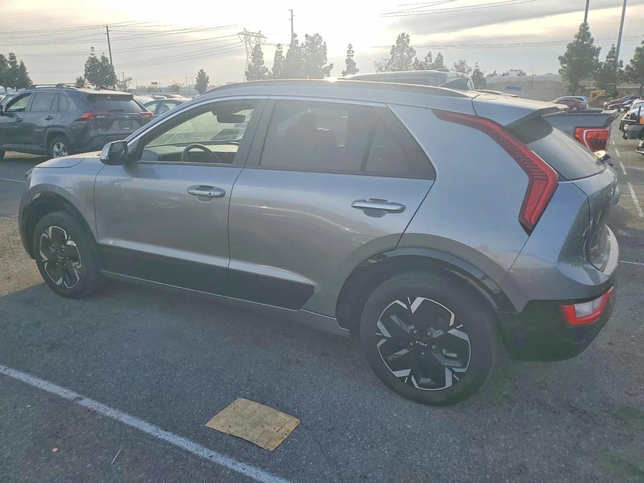 Kia Niro EV Wind, снимка 2 - Автомобили и джипове - 54485550