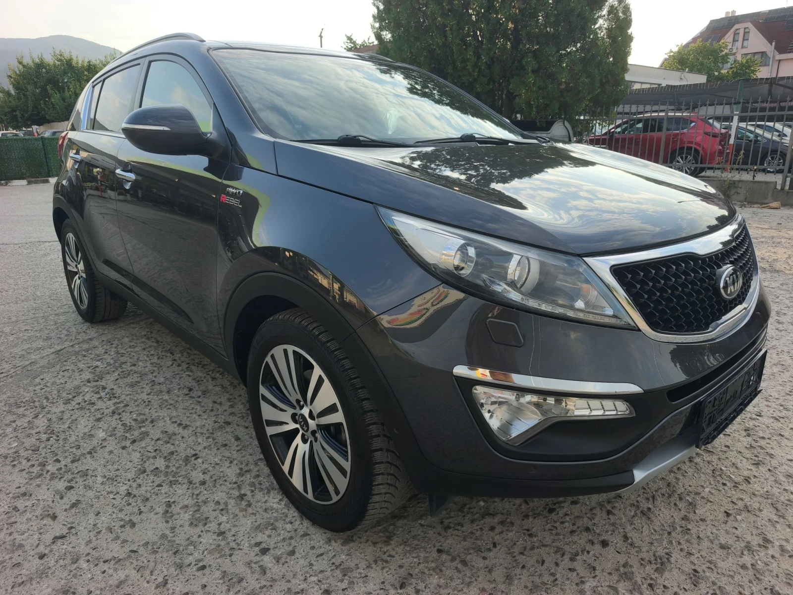 Kia Sportage 2.0d 184 REBEL EDITION FULL SERVICE IN KIA, снимка 3 - Автомобили и джипове - 55590370
