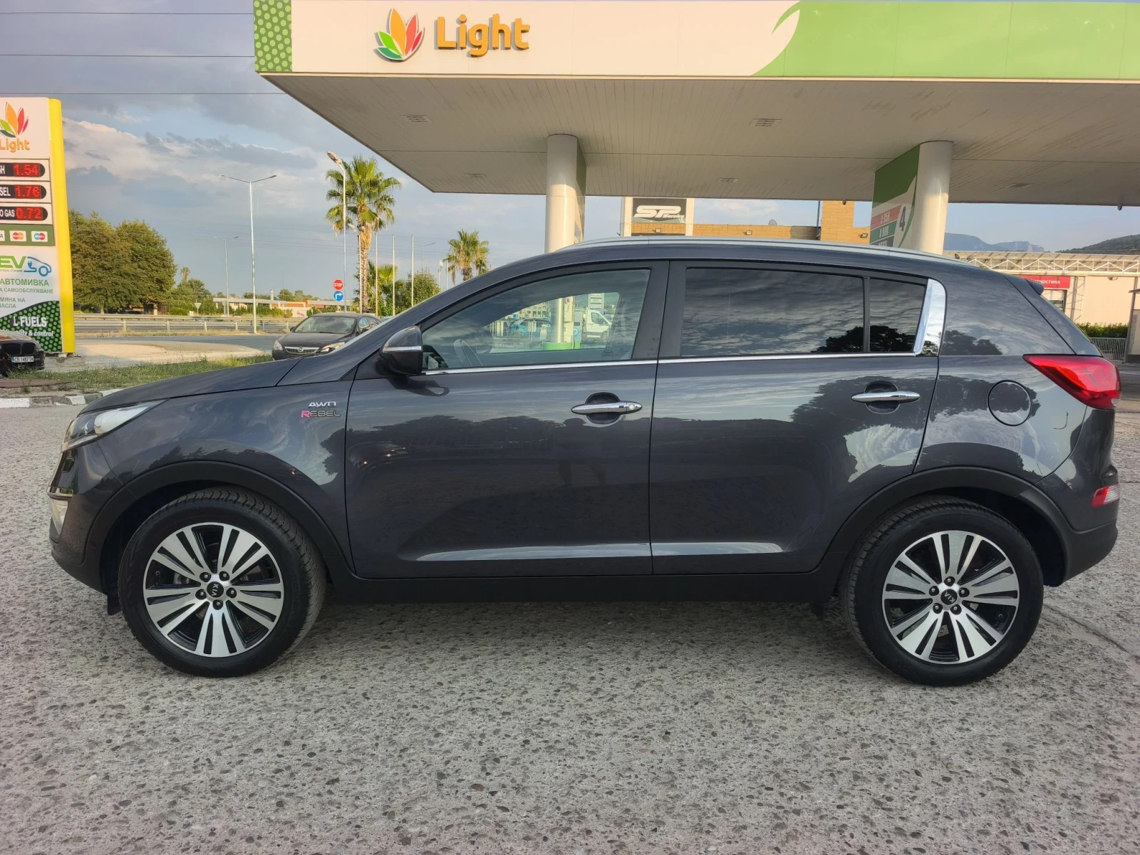 Kia Sportage 2.0d 184 REBEL EDITION FULL SERVICE IN KIA, снимка 6 - Автомобили и джипове - 55590370