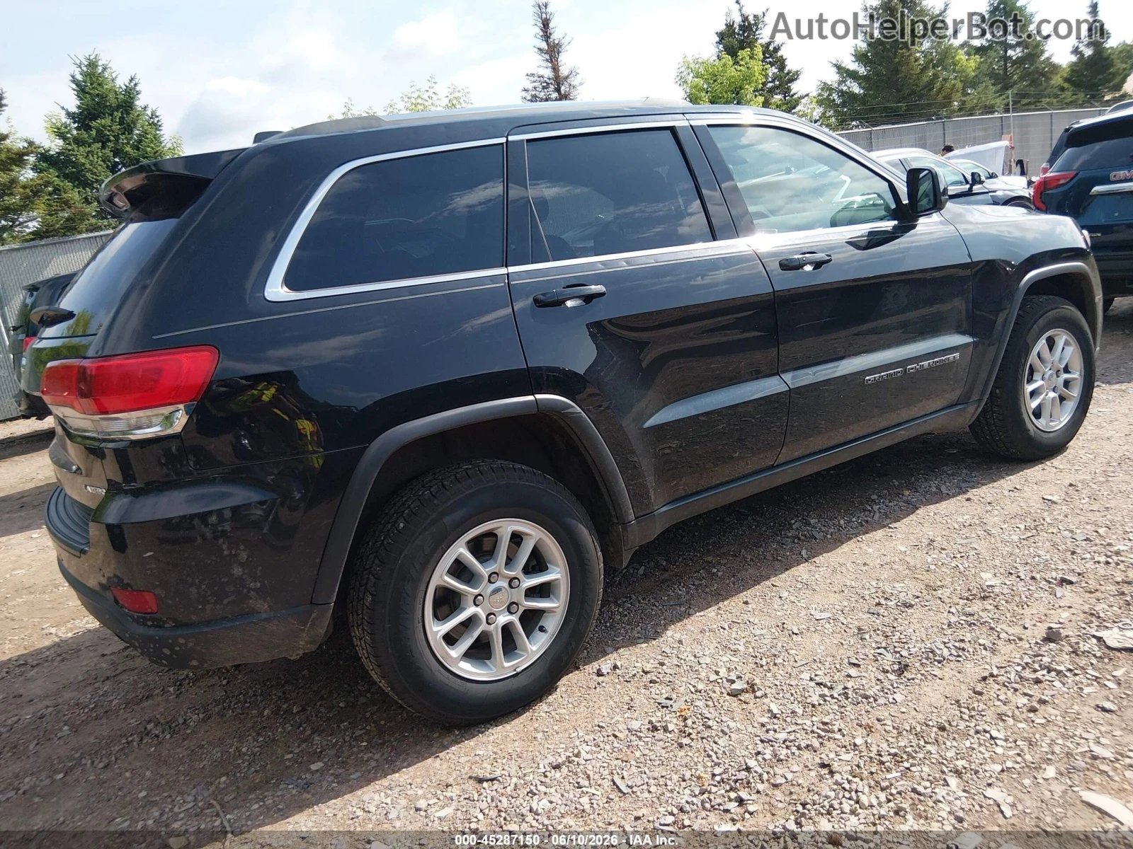 Jeep Grand cherokee Laredo* 3.6* 4X4* Carplay* 8zf* Цена до БГ, снимка 4 - Автомобили и джипове - 55650742