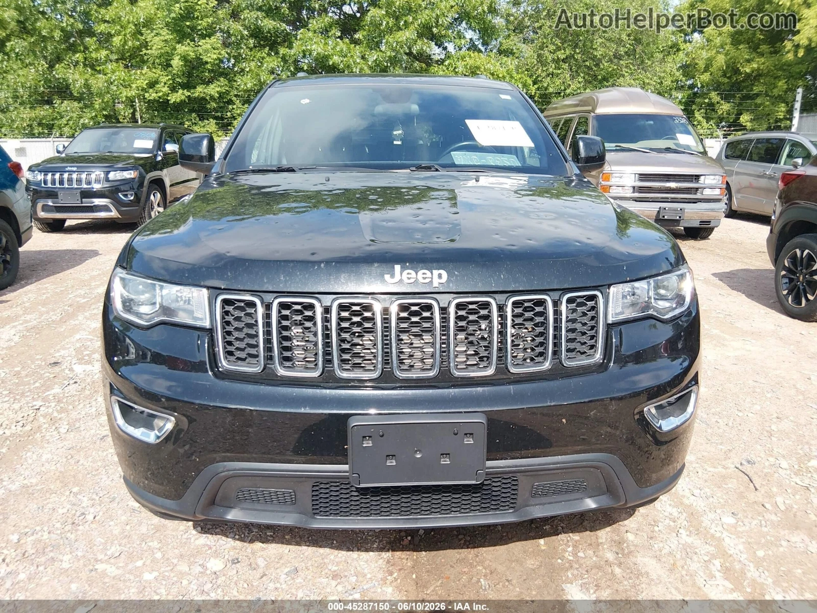 Jeep Grand cherokee Laredo* 3.6* 4X4* Carplay* 8zf* Цена до БГ, снимка 2 - Автомобили и джипове - 55650742