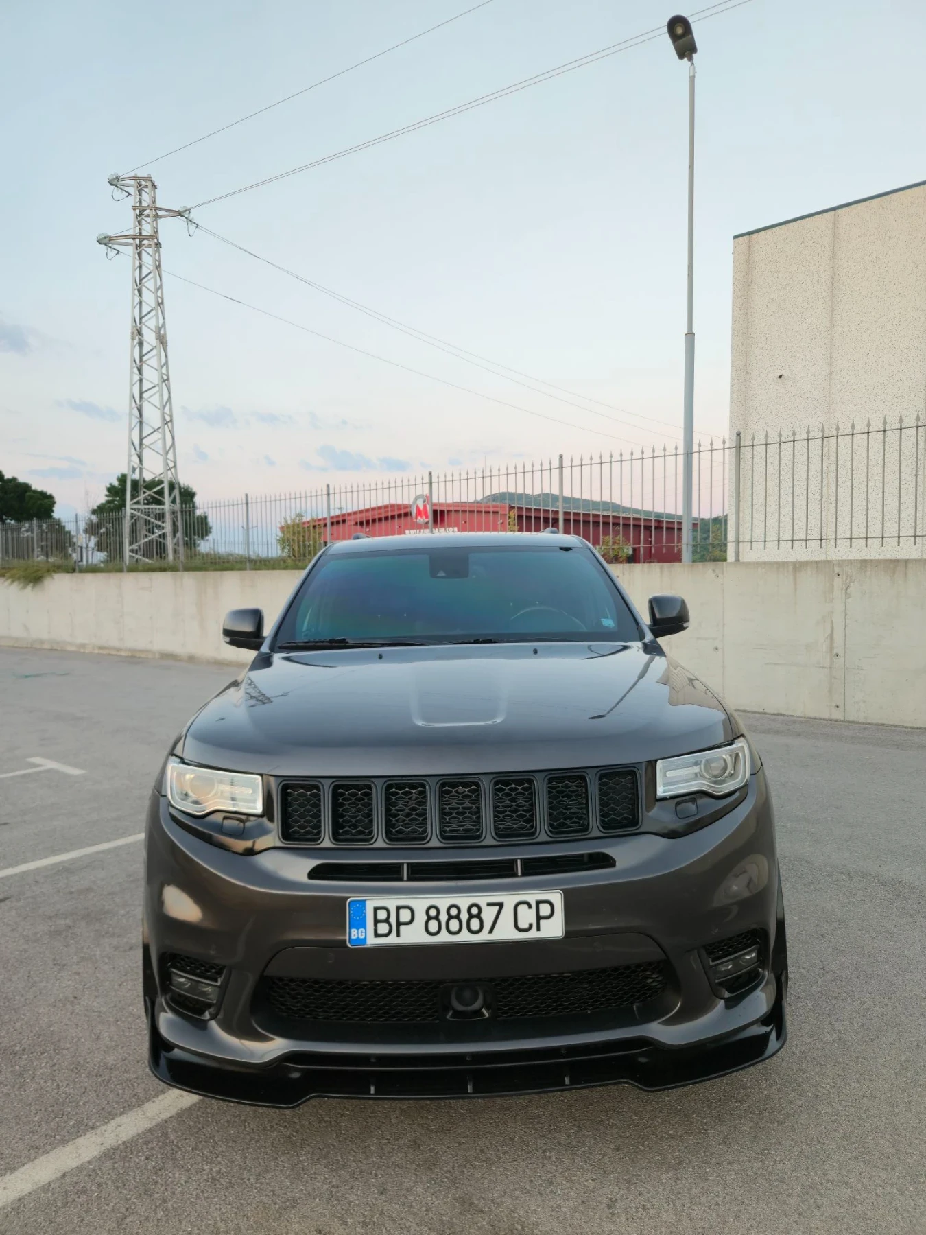 Jeep Grand cherokee 5.7 HEMI SUMMIT, снимка 2 - Автомобили и джипове - 55792804