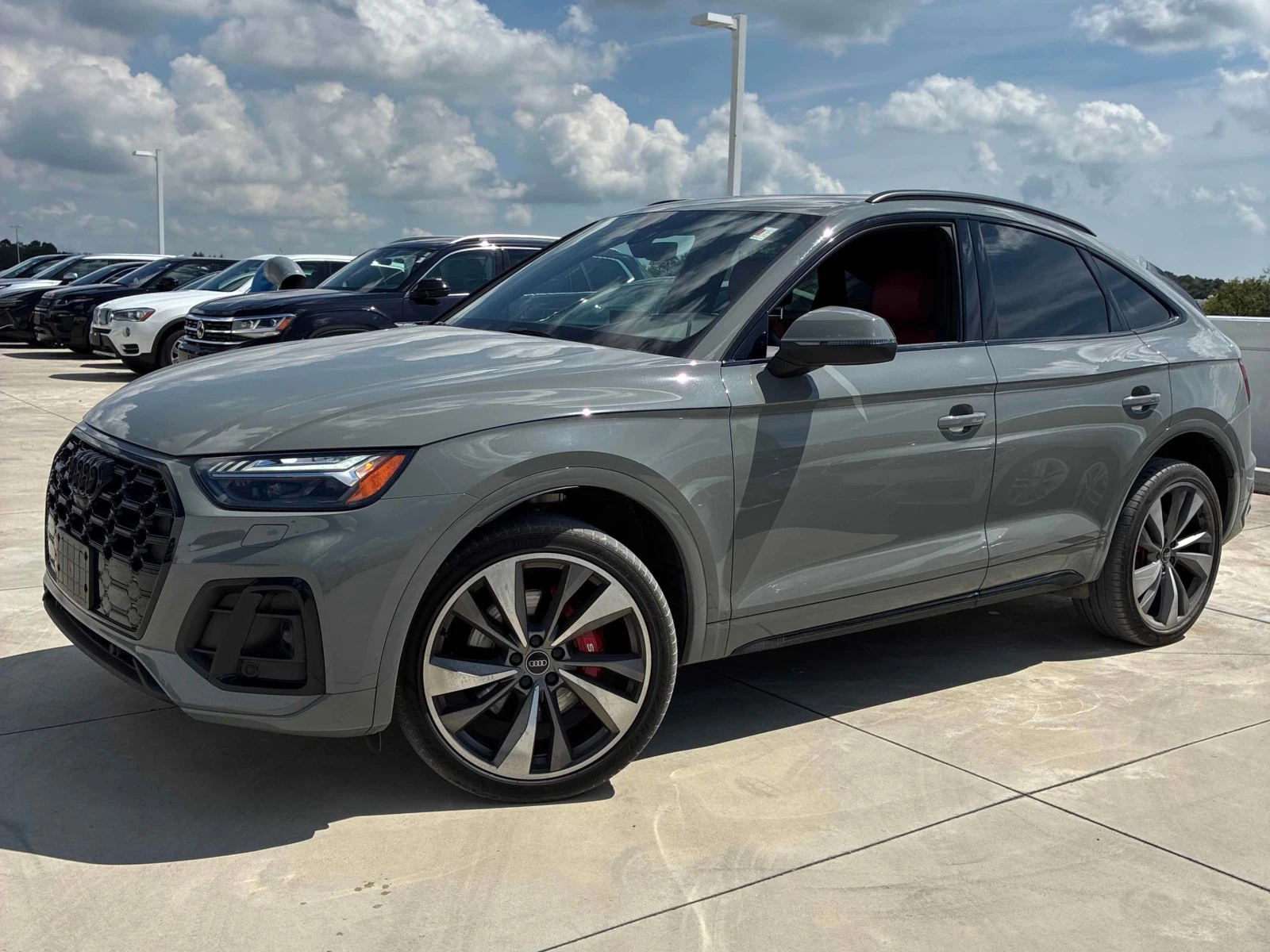 Audi SQ5 * Technik * CARFAX * ЦЕНА ДО БГ, снимка 2 - Автомобили и джипове - 55875716