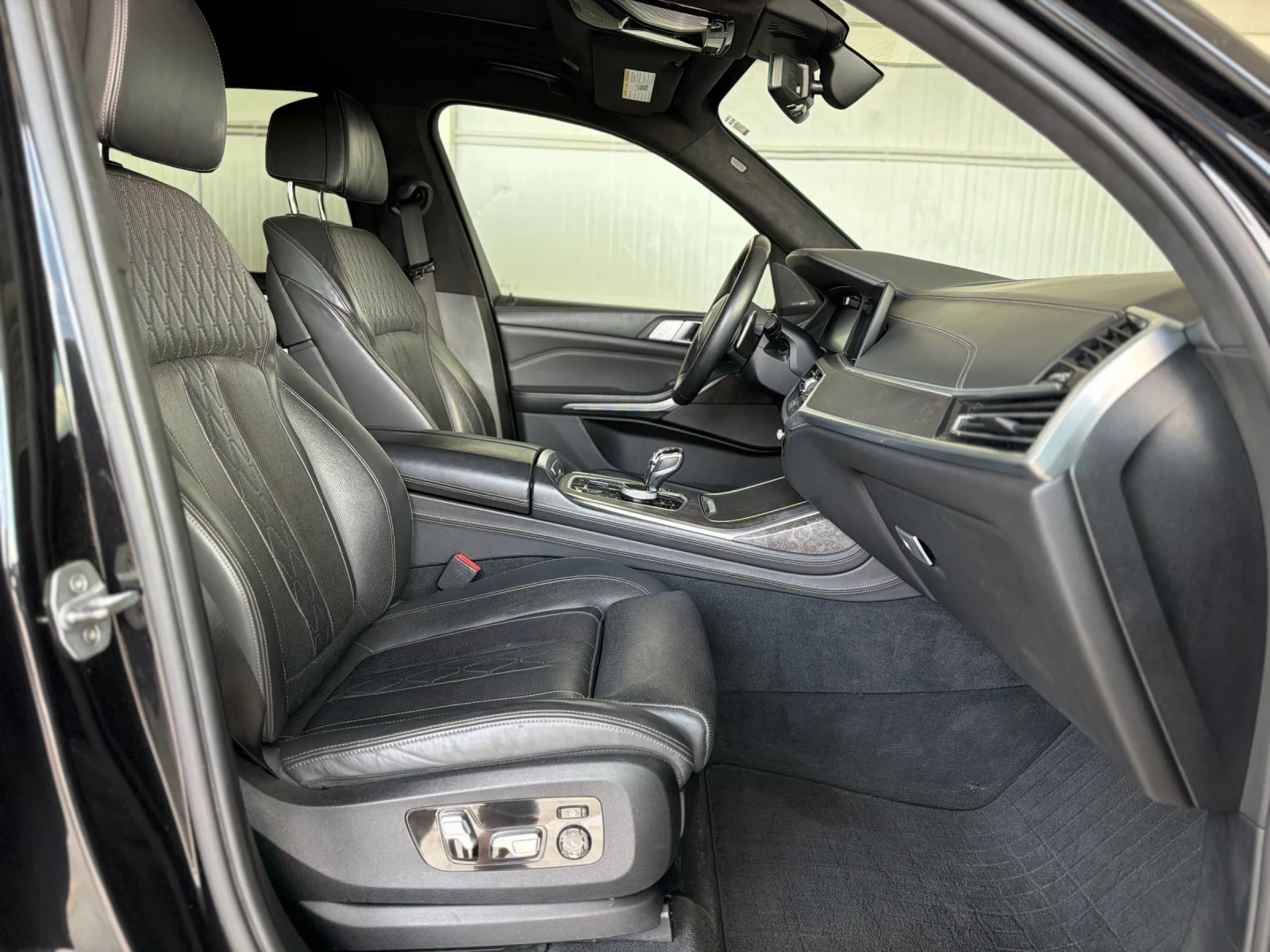 BMW X7 40i Xdrive НАЛИЧЕН , снимка 10 - Автомобили и джипове - 55880052