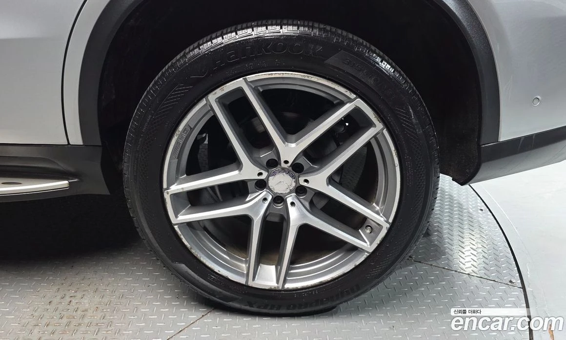 Mercedes-Benz GLE GLE350 d 4MATIC Coupe, снимка 5 - Автомобили и джипове - 56117227