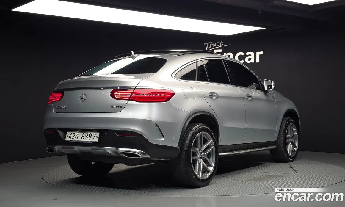 Mercedes-Benz GLE GLE350 d 4MATIC Coupe, снимка 2 - Автомобили и джипове - 56117227