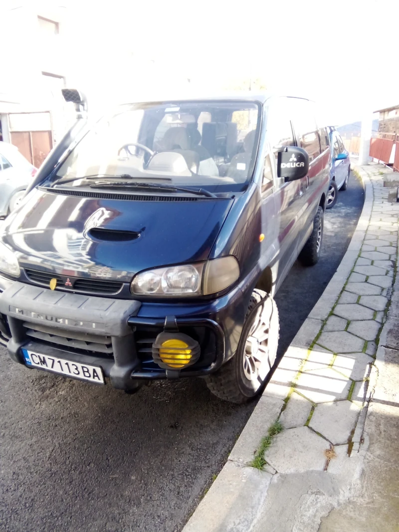 Mitsubishi Delica, снимка 2 - Бусове и автобуси - 52305286
