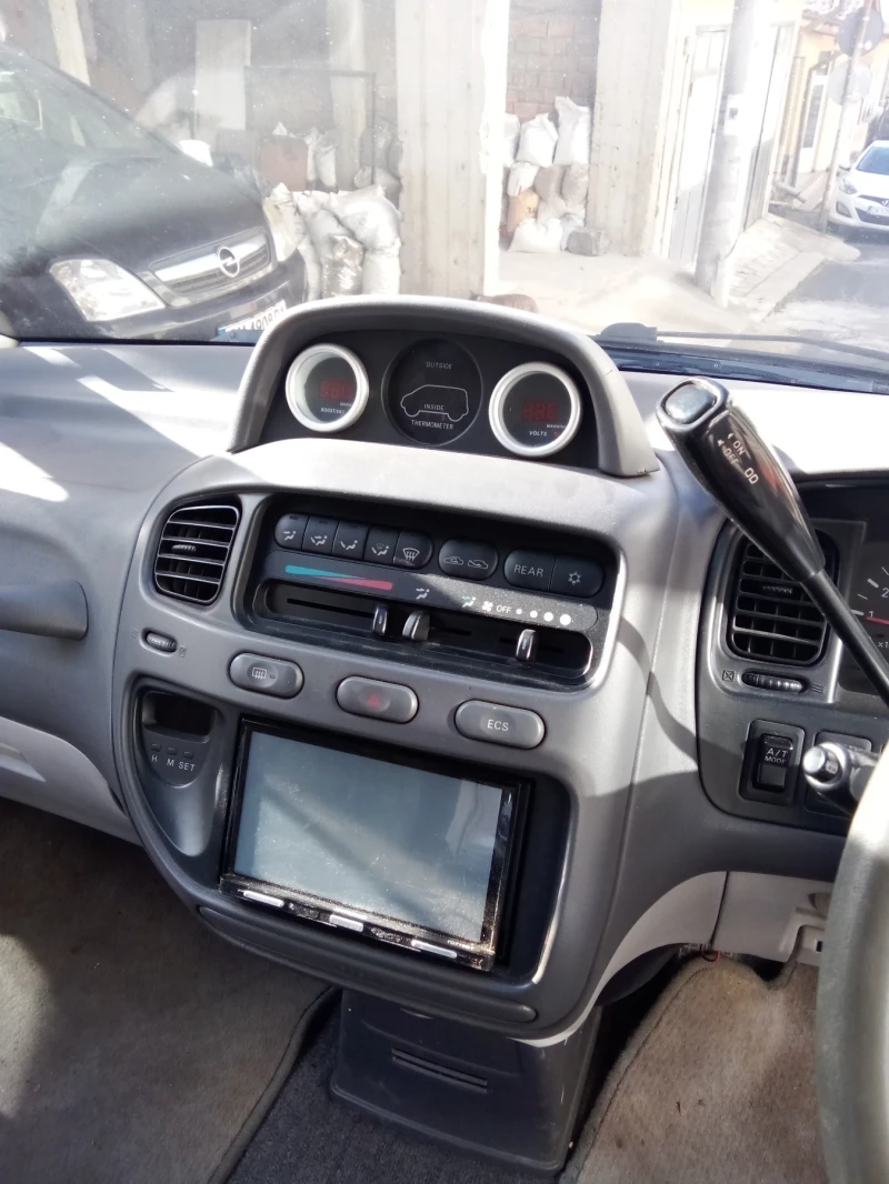 Mitsubishi Delica, снимка 4 - Бусове и автобуси - 52305286