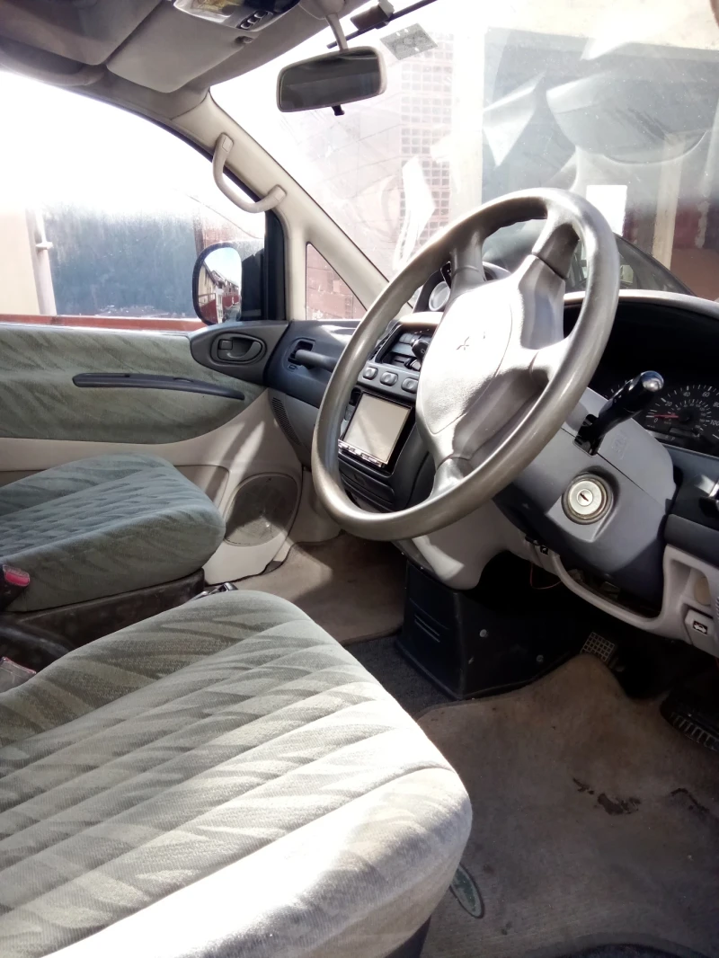 Mitsubishi Delica, снимка 6 - Бусове и автобуси - 52305286