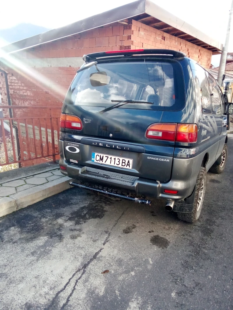 Mitsubishi Delica, снимка 8 - Бусове и автобуси - 52305286