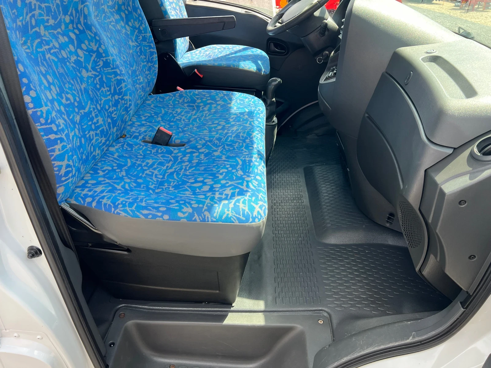Iveco Daily 35.11  2.8D - изображение 10
