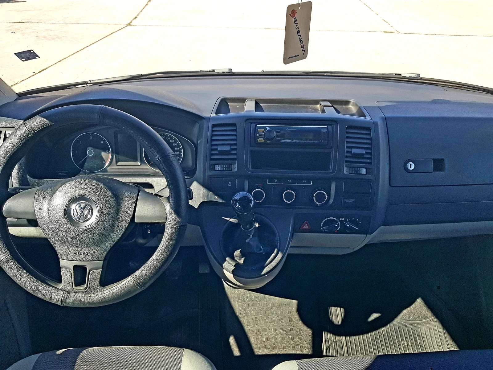 VW T5 Първи собственик 8+ 1, снимка 14 - Бусове и автобуси - 56517019