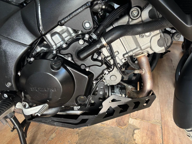 Suzuki V-strom 1050 ABS, TRC, снимка 11 - Мотоциклети и мототехника - 52313932