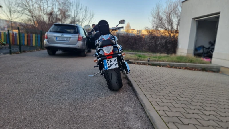 Suzuki Intruder M1800R, снимка 6 - Мотоциклети и мототехника - 52815279