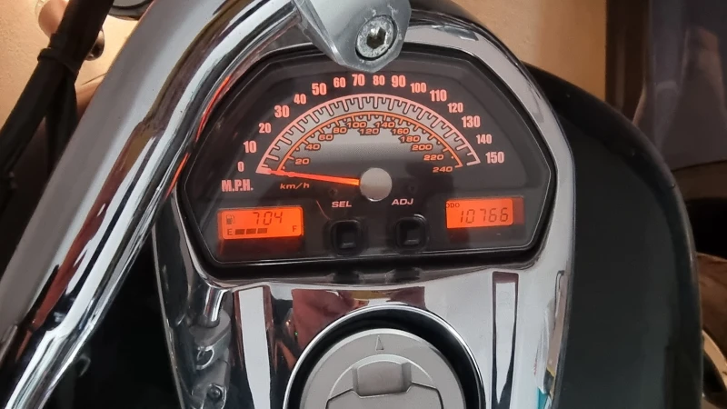 Suzuki Intruder M1800R, снимка 10 - Мотоциклети и мототехника - 52815279