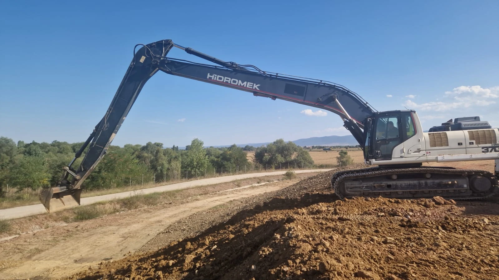Багер Hidromek R370LC LONG REACH