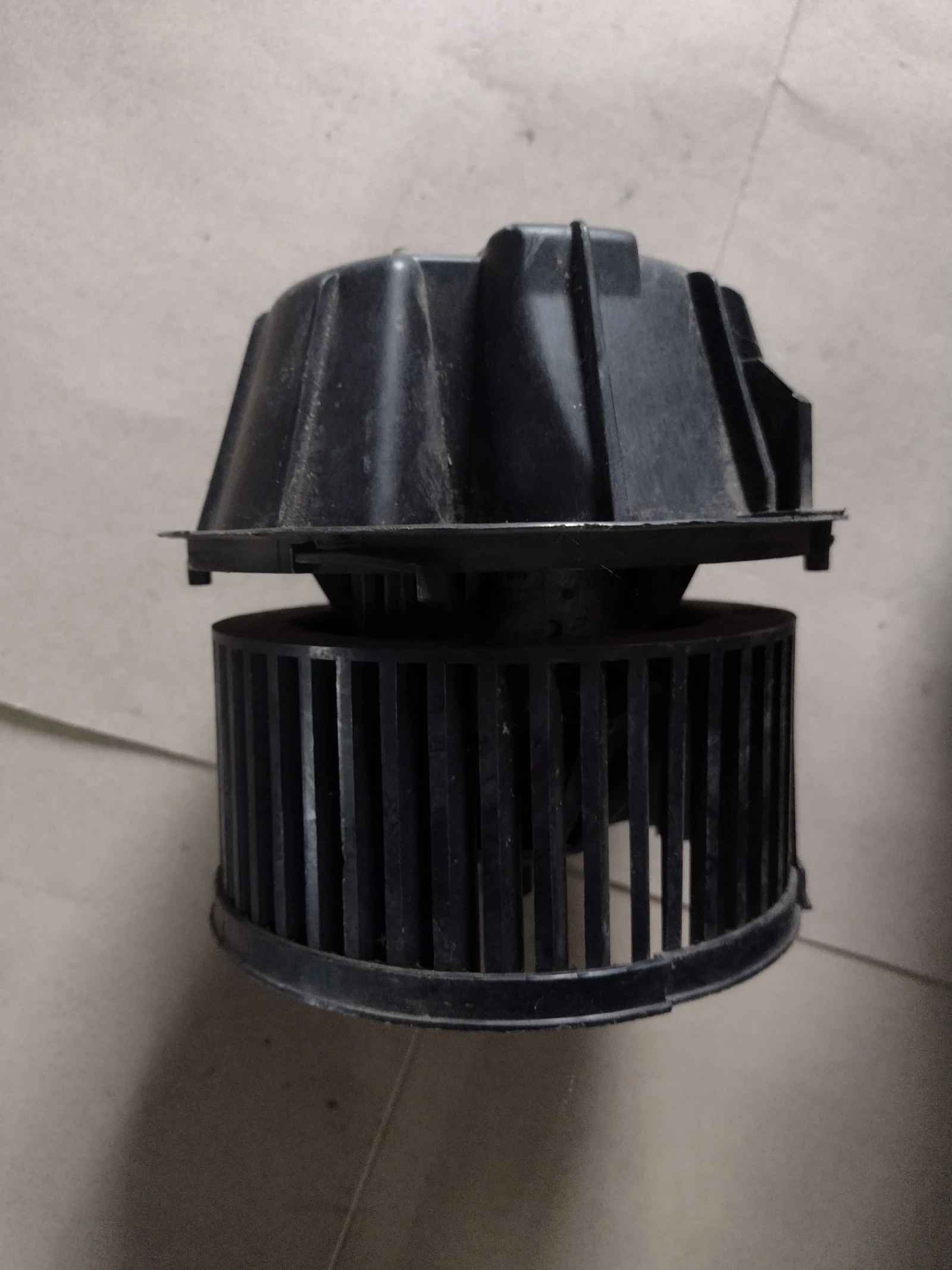 N106809Z    DACIA  RENAULT  GMV BOSCH X90 | Mobile.bg   4