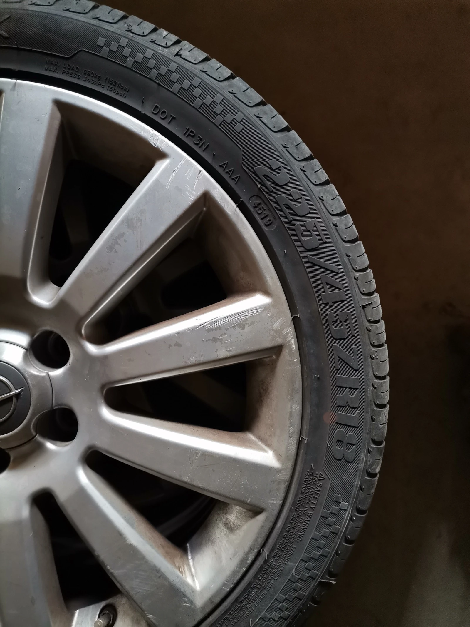    225/45R18 | Mobile.bg   1