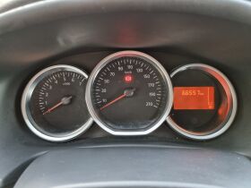 Dacia Logan TCe 75 к.с. Бензин Stop & Start, снимка 8