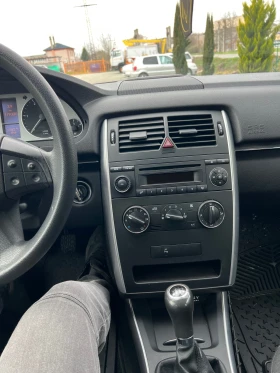 Mercedes-Benz C 180, снимка 9