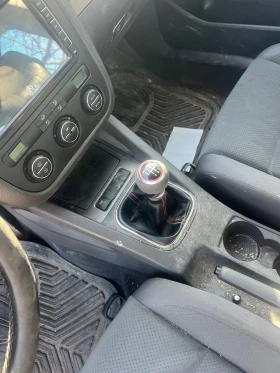 VW Golf - 200 € / 391.17 лв. - 22640518 9