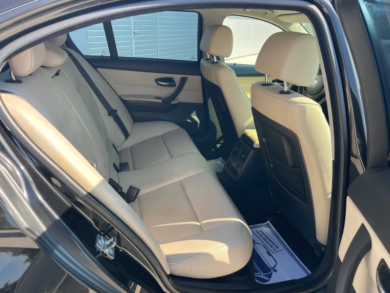 BMW 330 Лизинг, снимка 12 - Автомобили и джипове - 50004013