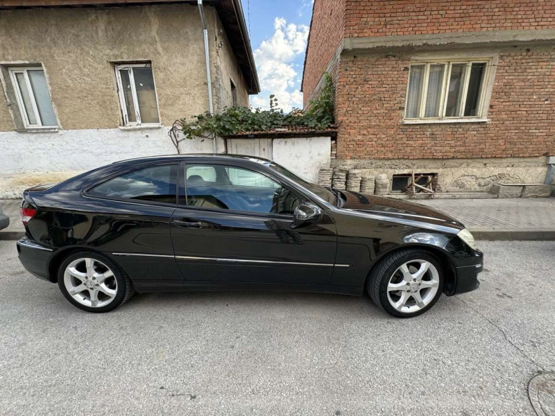 Mercedes-Benz CLC 220, снимка 3 - Автомобили и джипове - 47477000