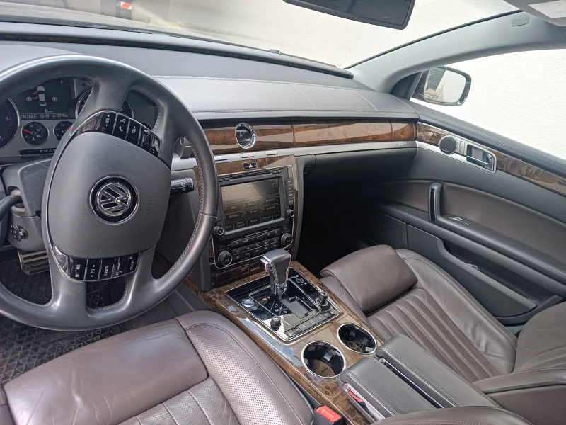 VW Phaeton, снимка 11 - Автомобили и джипове - 47547286