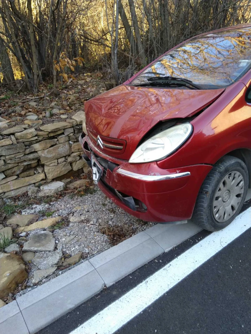 Citroen Xsara picasso 2.0 HDi, снимка 2 - Автомобили и джипове - 48527491