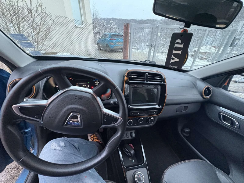 Dacia Spring, снимка 11 - Автомобили и джипове - 48664999