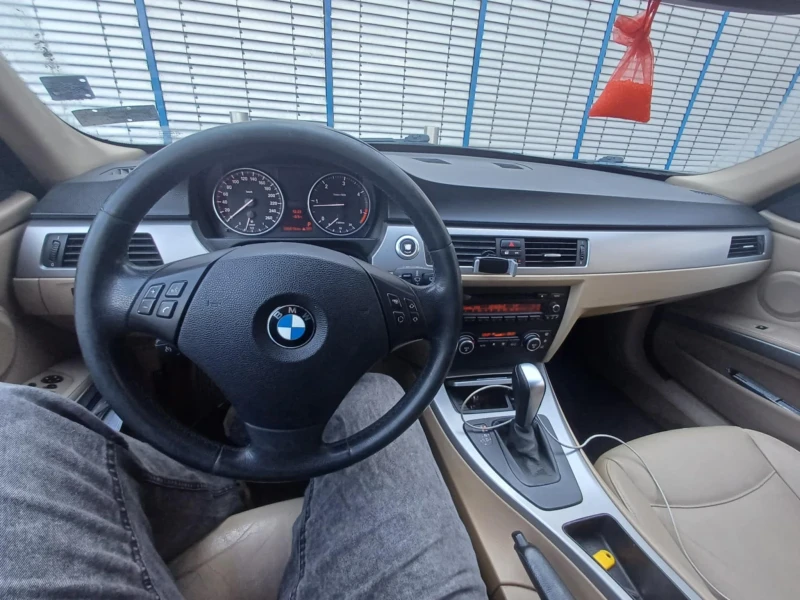 BMW 320 Е91, снимка 5 - Автомобили и джипове - 48949325