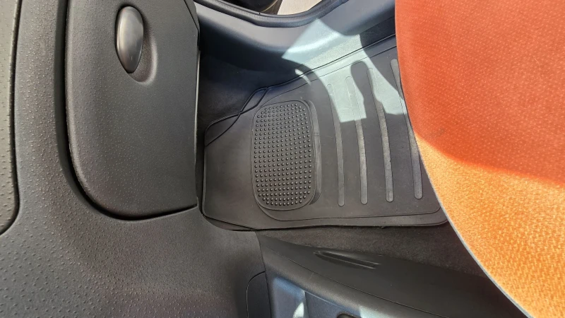 Citroen C2, снимка 9 - Автомобили и джипове - 52450142