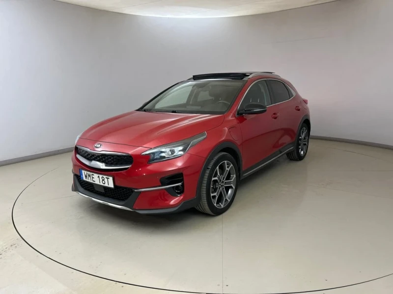 Kia XCeed Plug in Hybrid 141ps , снимка 2 - Автомобили и джипове - 52461416