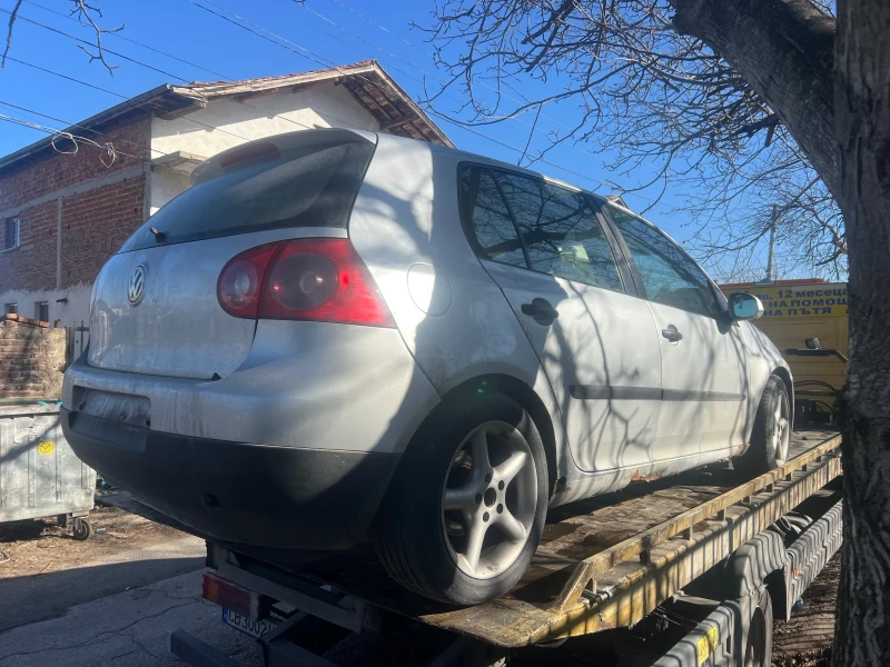 VW Golf, снимка 5 - Автомобили и джипове - 53164611