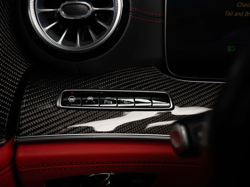 Mercedes-Benz AMG GT GT53  CARFAX, снимка 13 - Автомобили и джипове - 53416730