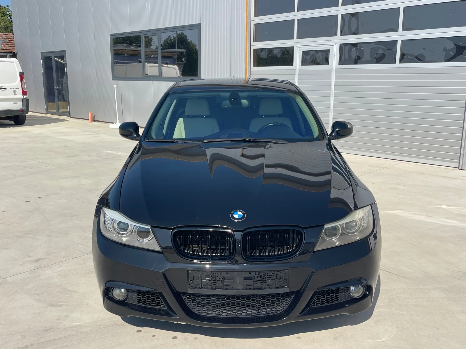 BMW 330 Лизинг - изображение 2
