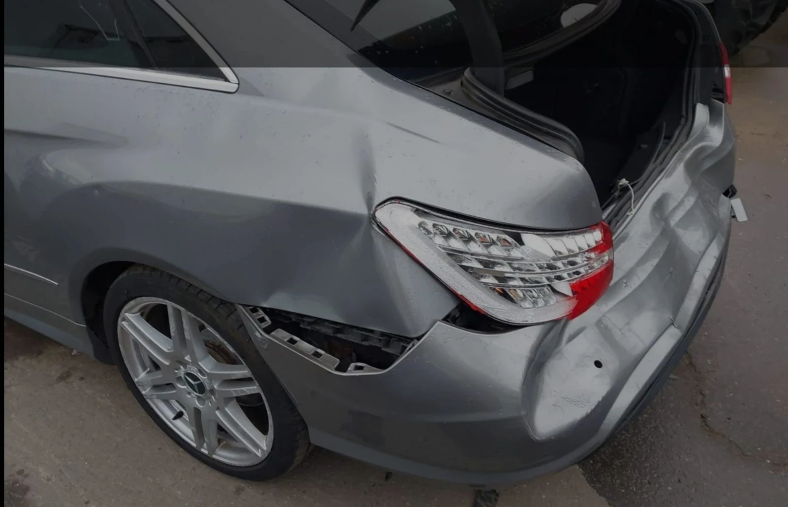 Mercedes-Benz E 220 W207 AMG | Mobile.bg — изображение 12