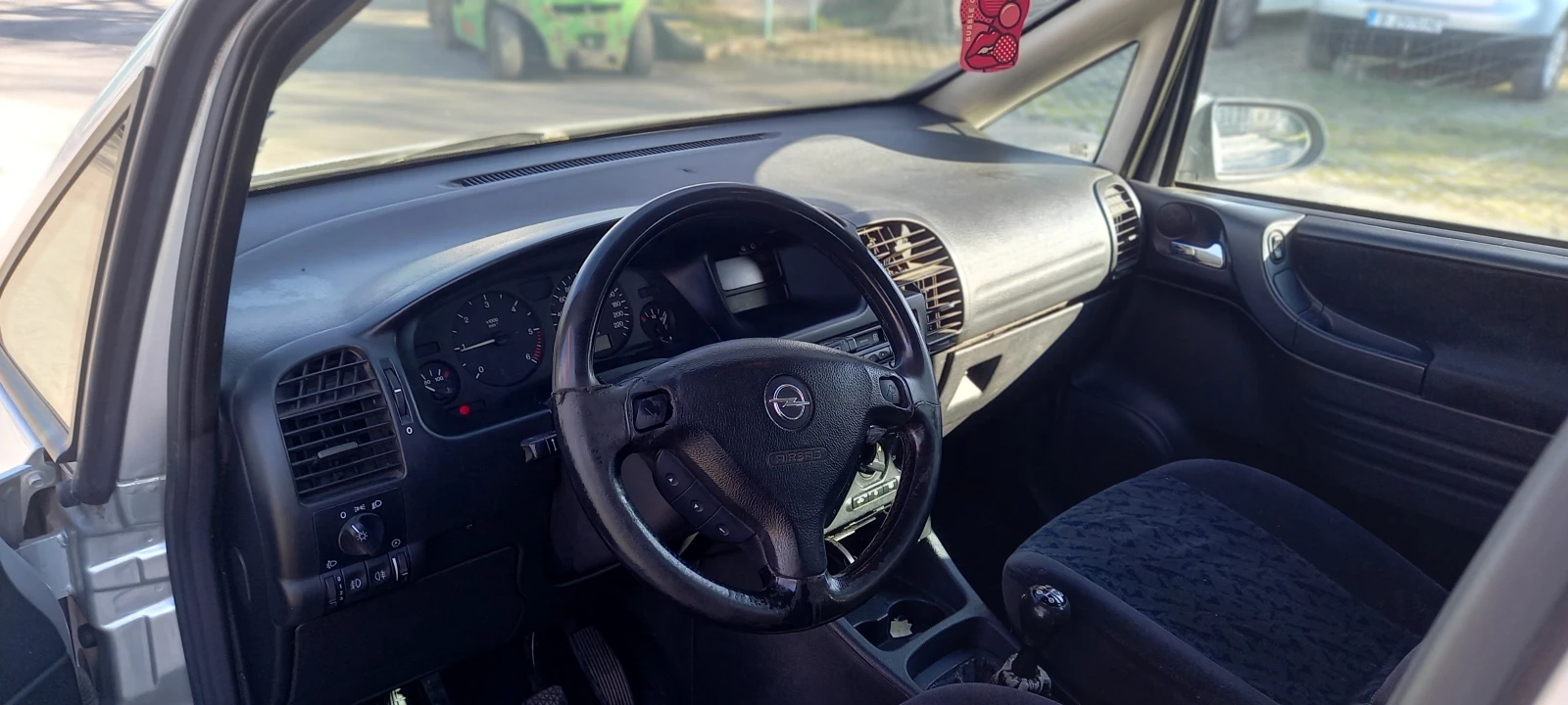 Opel Zafira  - изображение 3