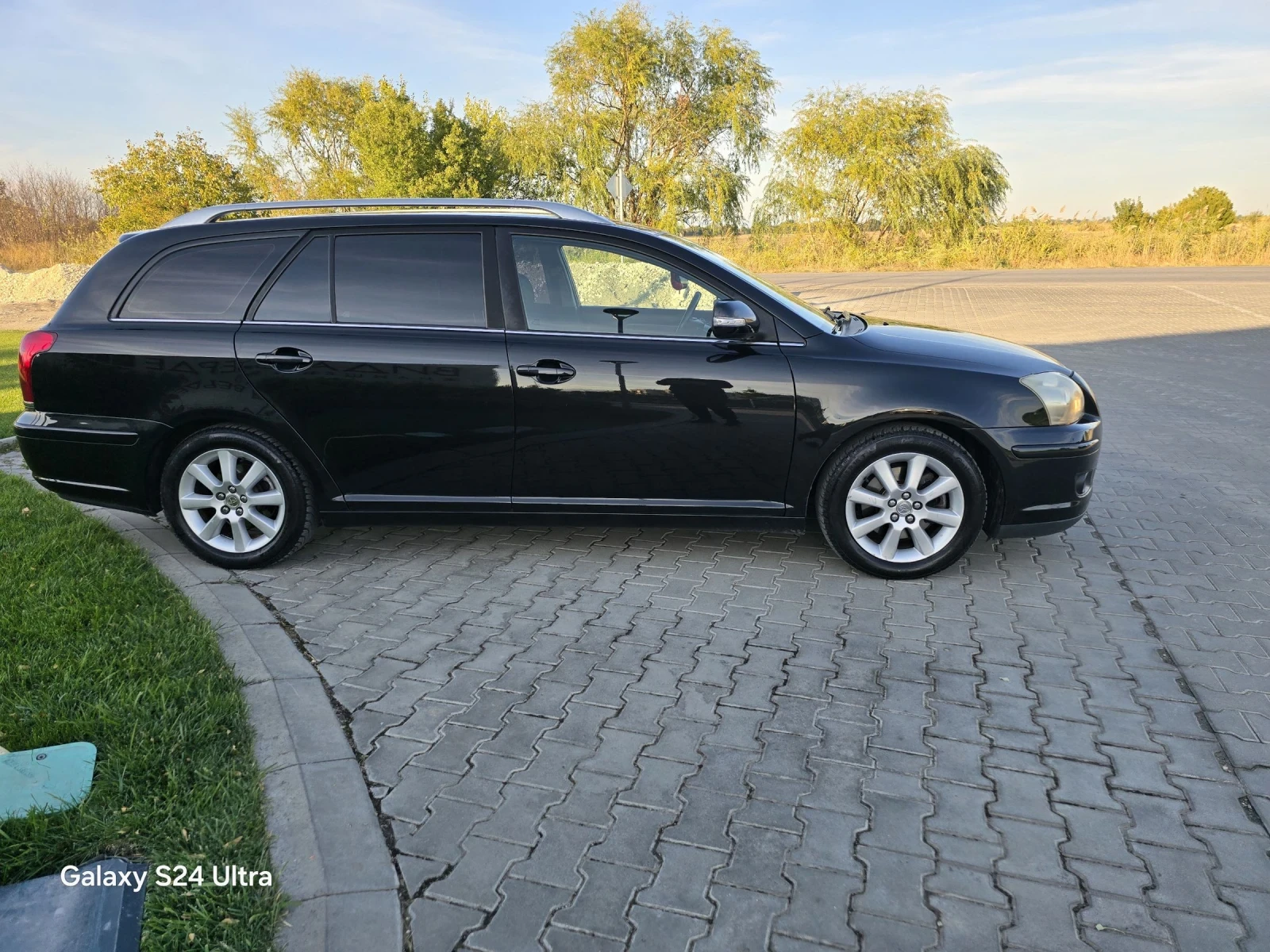 Toyota Avensis  - изображение 2