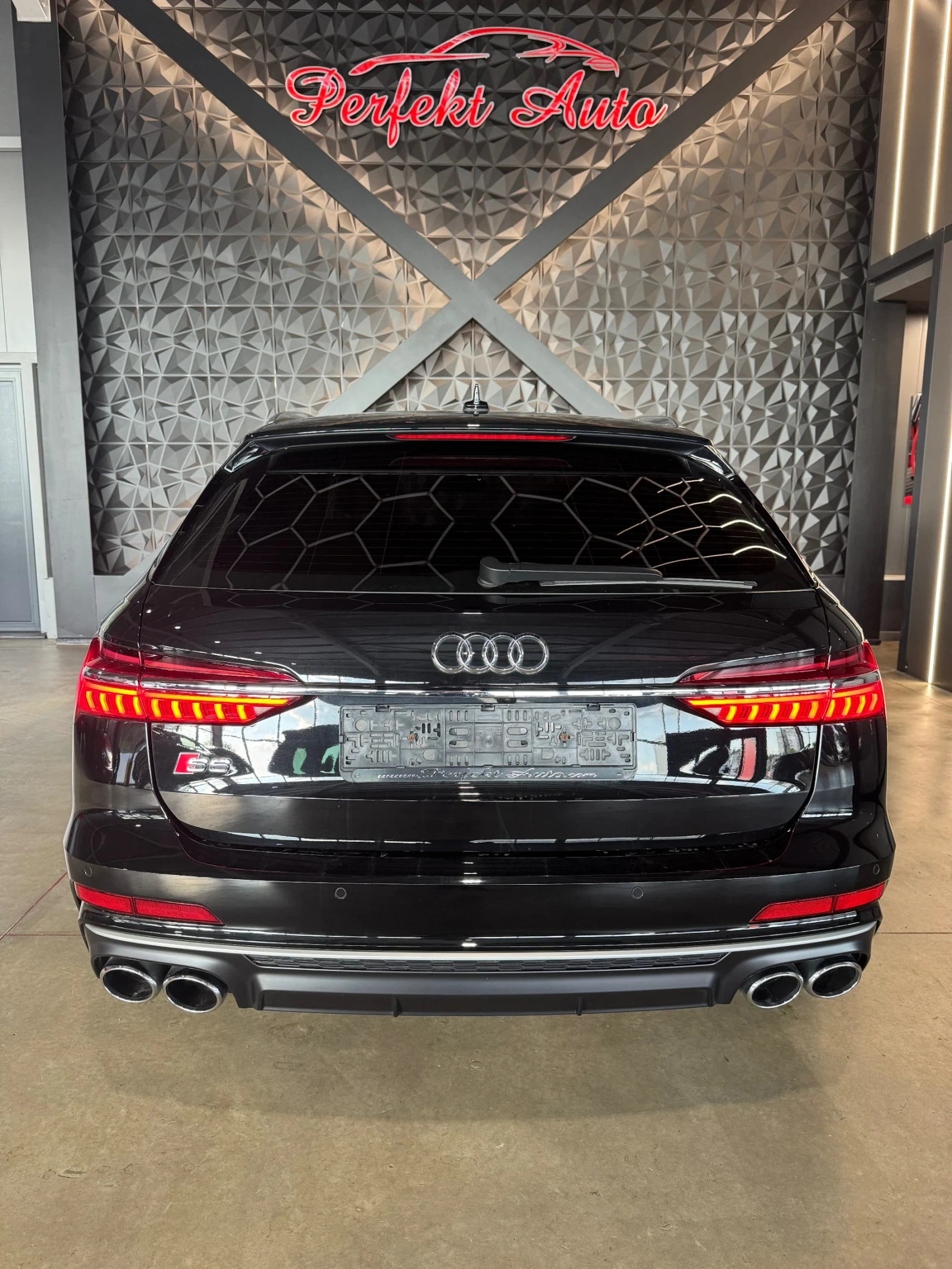 Audi S6 QUATTRO * S LINE * HEAD UP * 360 Камера *  - изображение 4