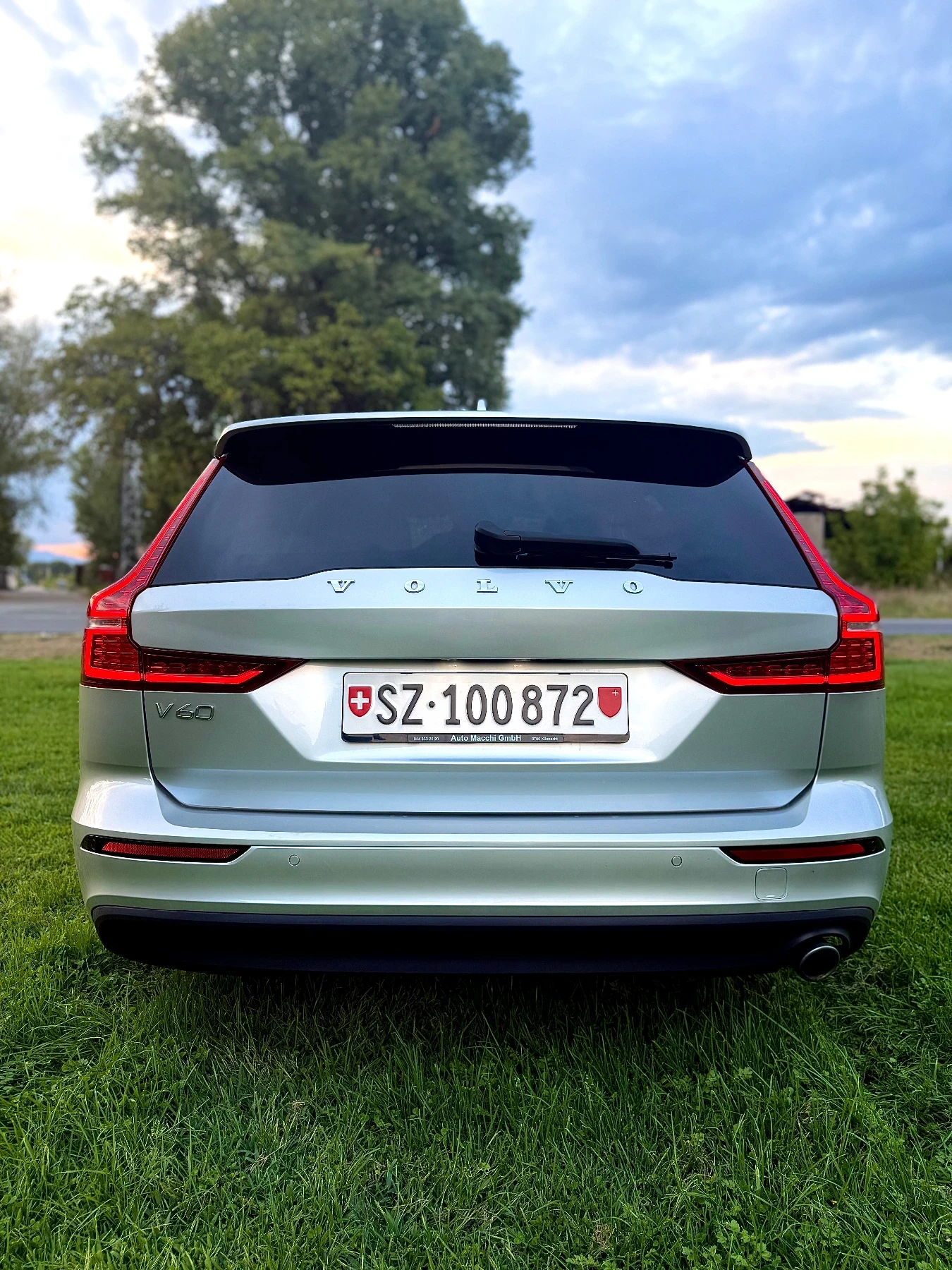 Volvo V60 R-Line / ШВЕЙЦАРИЯ - изображение 6