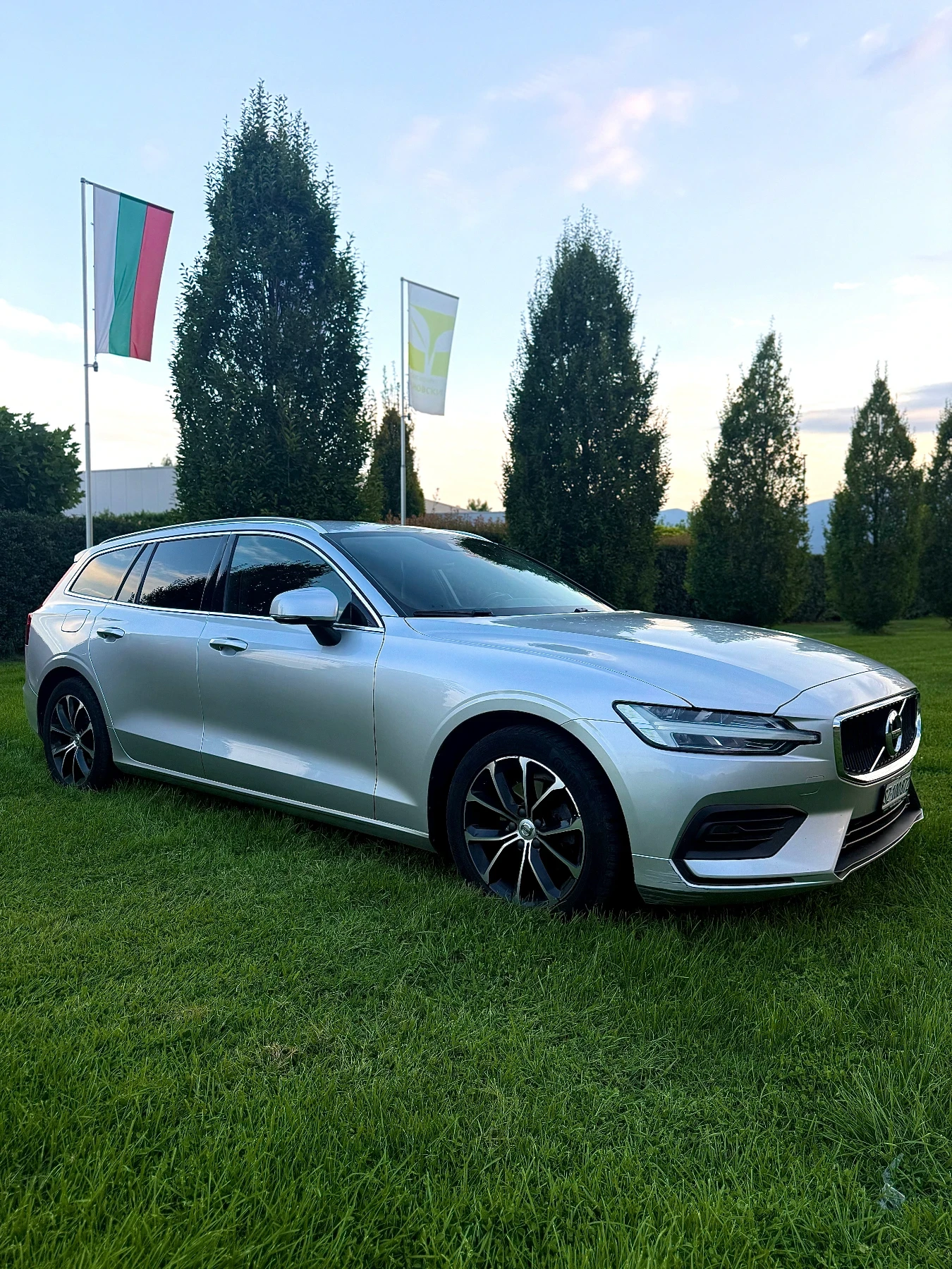 Volvo V60 R-Line / ШВЕЙЦАРИЯ - изображение 4