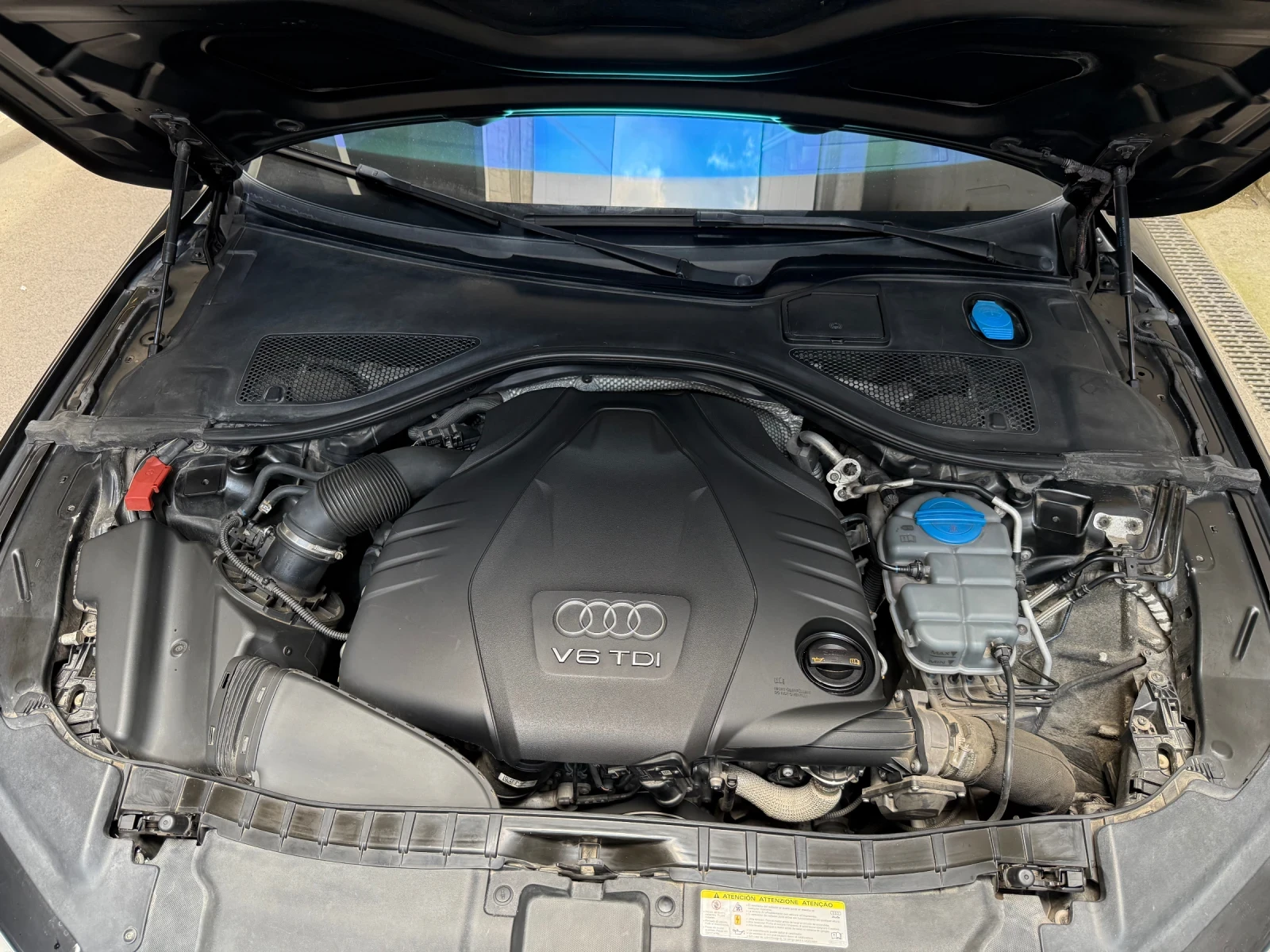 Audi A7 RS7  - изображение 8