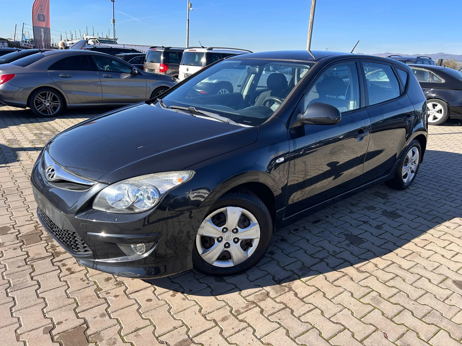 Hyundai I30 1.4i EURO 4 | Mobile.bg   1